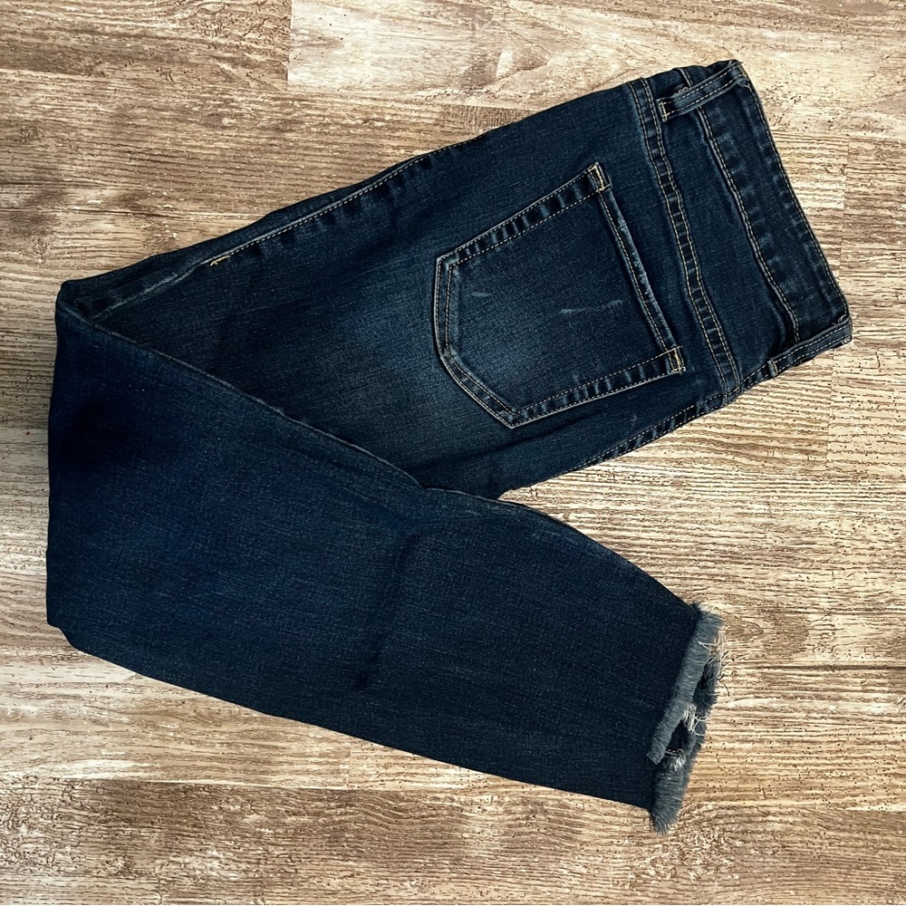 Women’s Dark Wash Skinny Jeans